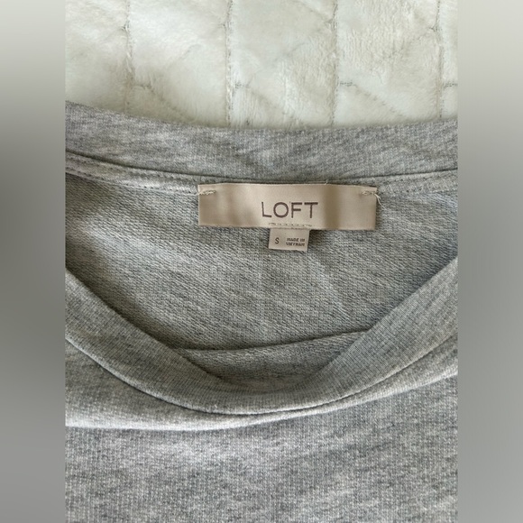 LOFT | Grey Lightweight Sweater with Striped Floral Shirt Detail | Size Small - Picture 8 of 8